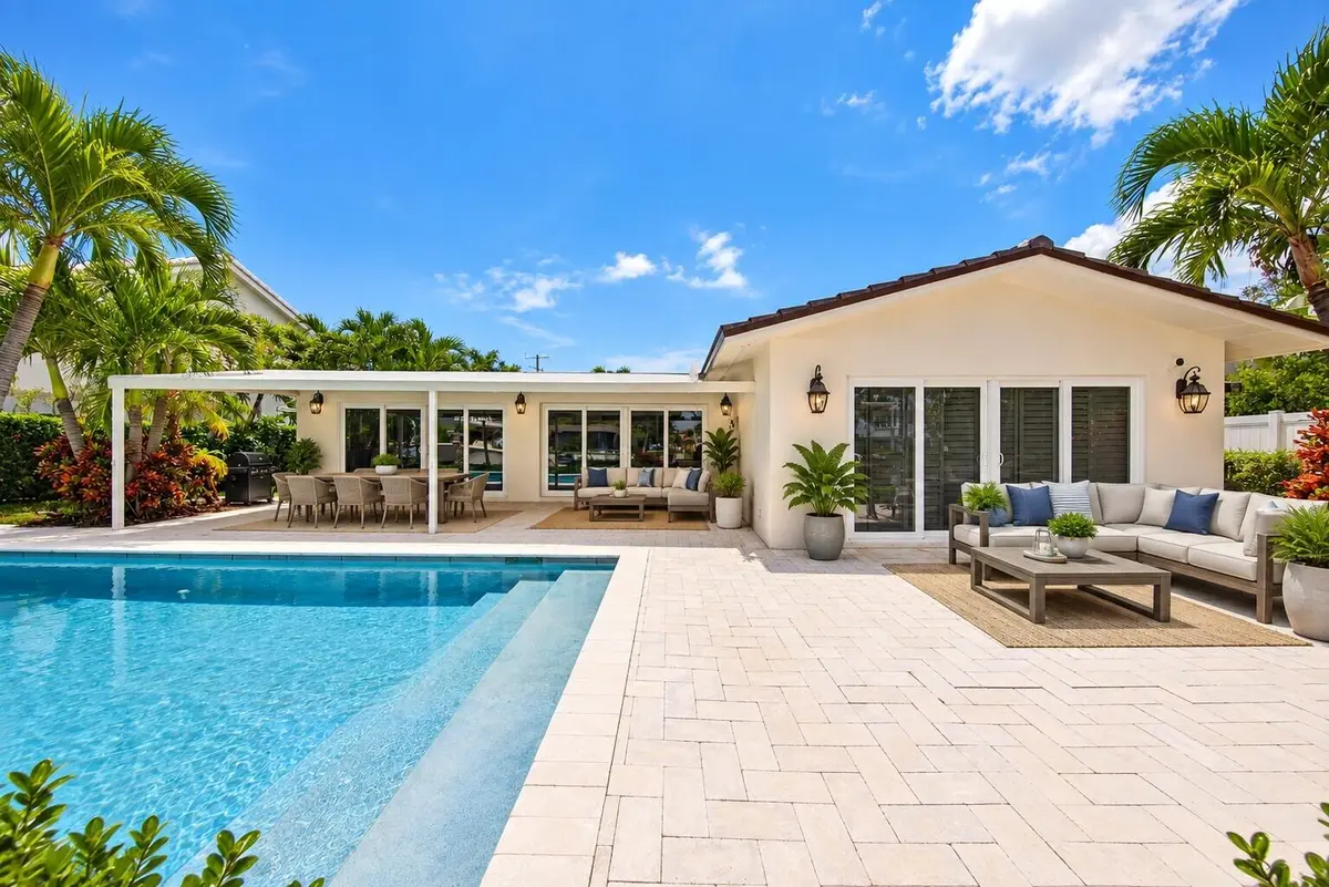 back at 2401 NE 47TH Street, Lighthouse Point