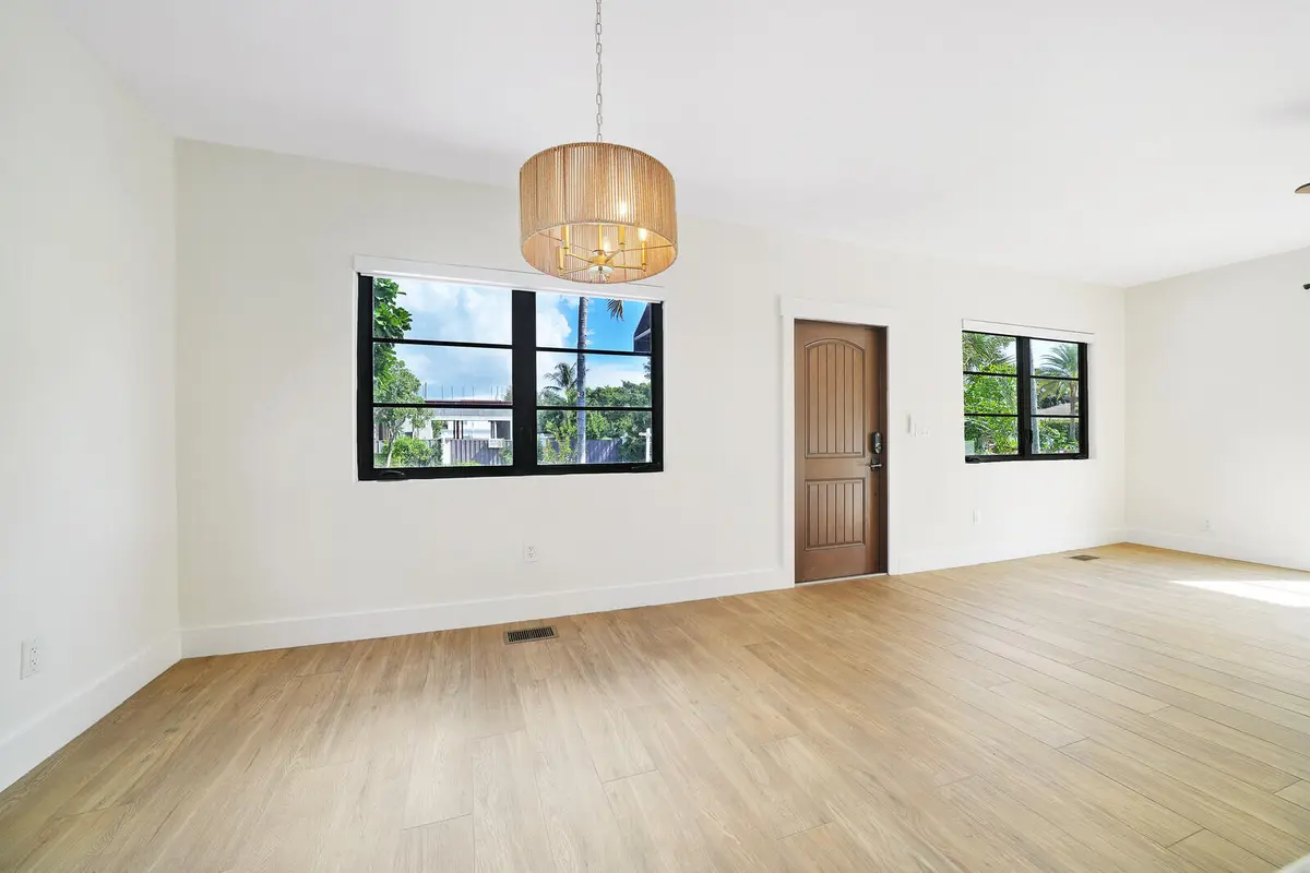 Main House – Impact & Fully Renovated at 222 NE 9TH Street, Delray Beach