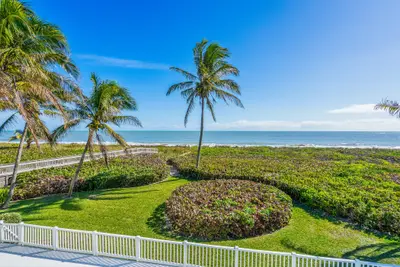 2254 MAGANS OCEAN Walk, Vero Beach – Single Family Residence for sale