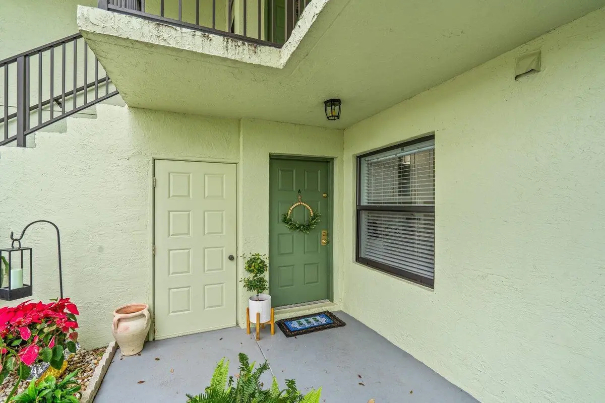 Front Entrance at 2001 Sabal Ridge Court A, Palm Beach Gardens