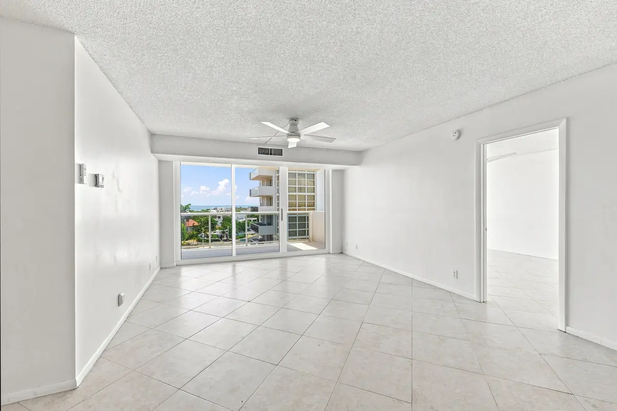 04_01_dsc_2331 at 2715 N Ocean Boulevard 7D, Fort Lauderdale