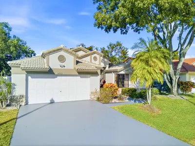 8901 BOATSWAIN Drive, Boynton Beach – Single Family Residence for sale