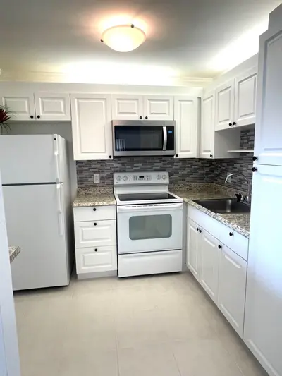 114 Valencia, Delray Beach – Condominium for rent
