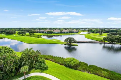 20320 FAIRWAY OAKS Drive 372, Boca Raton – Condominium for sale