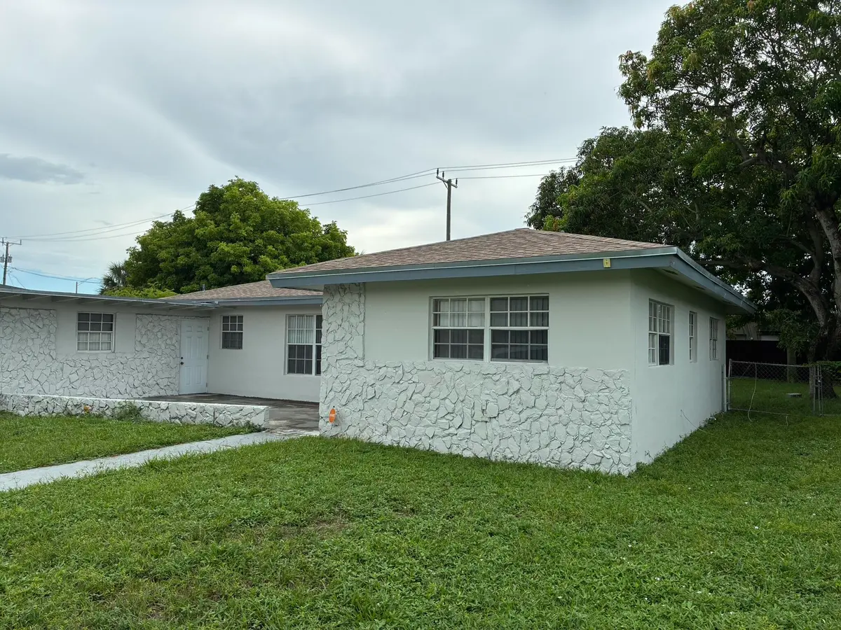 ceant 3 at 3307 AUBURN Boulevard, Fort Lauderdale