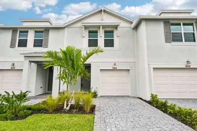 646 Salisbury Circle, Fort Pierce – sold