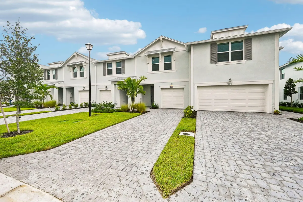 646 Salisbury Cir- (2) at 646 Salisbury Circle, Fort Pierce