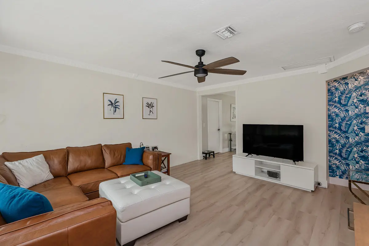 0-1 at 5631 FREEDOM Street, Hollywood