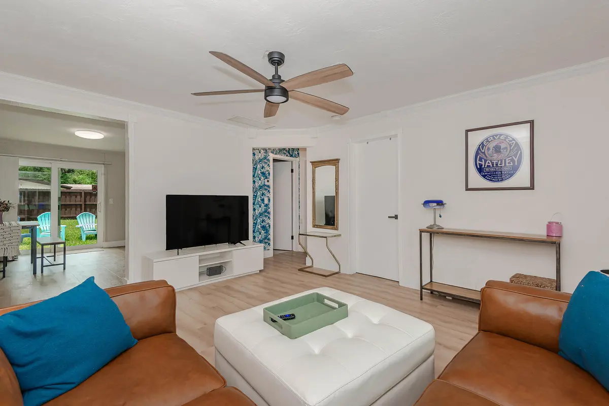 0-2 at 5631 FREEDOM Street, Hollywood