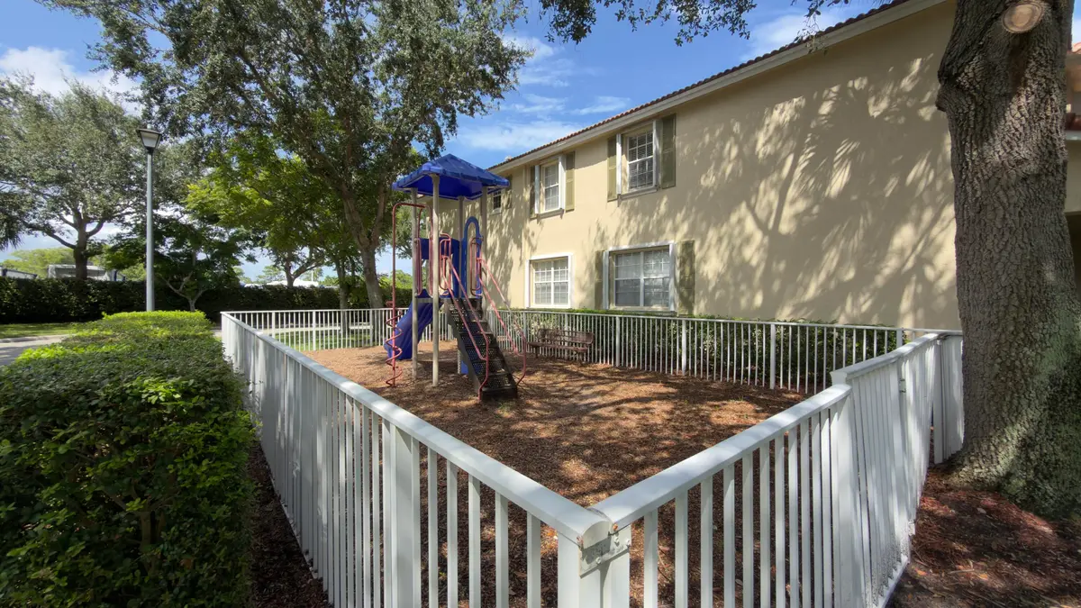 IMG_1153 at 4809 N WICKHAM Circle B, Delray Beach