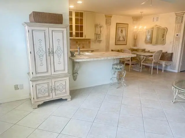 IMG_3558 at 113 Lakes End Drive Apt c, Fort Pierce