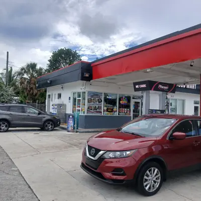 Convenience Store in Lake Worth Beach – business for sale in Lake Worth Beach, FL