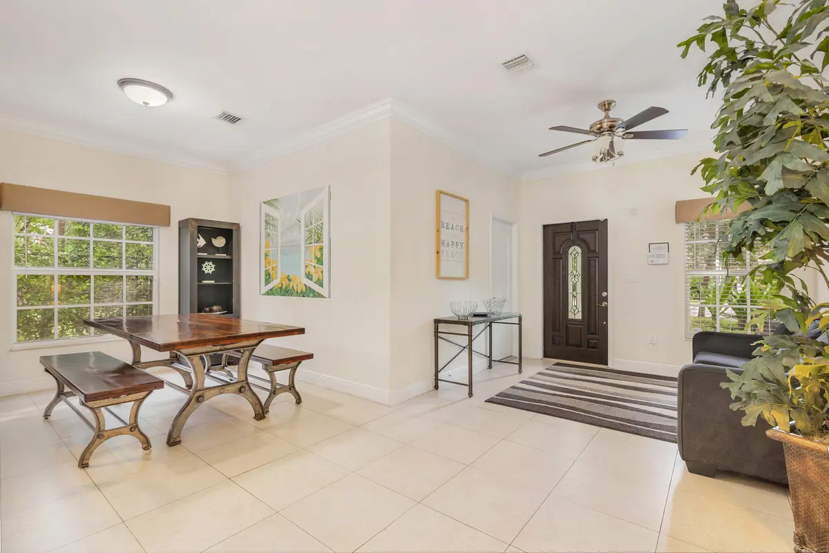 233 Malverne Road 233, 235, 237, 239, West Palm Beach, FL – photo 4