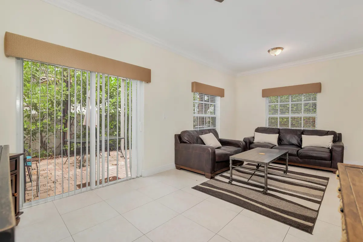 233 Malverne Road 233, 235, 237, 239, West Palm Beach, FL – photo 8