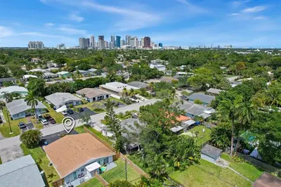 838 SW 14th Street, Fort Lauderdale – Duplex for sale