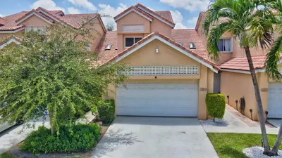 23061 Aqua View 6, Boca Raton – Townhouse for rent