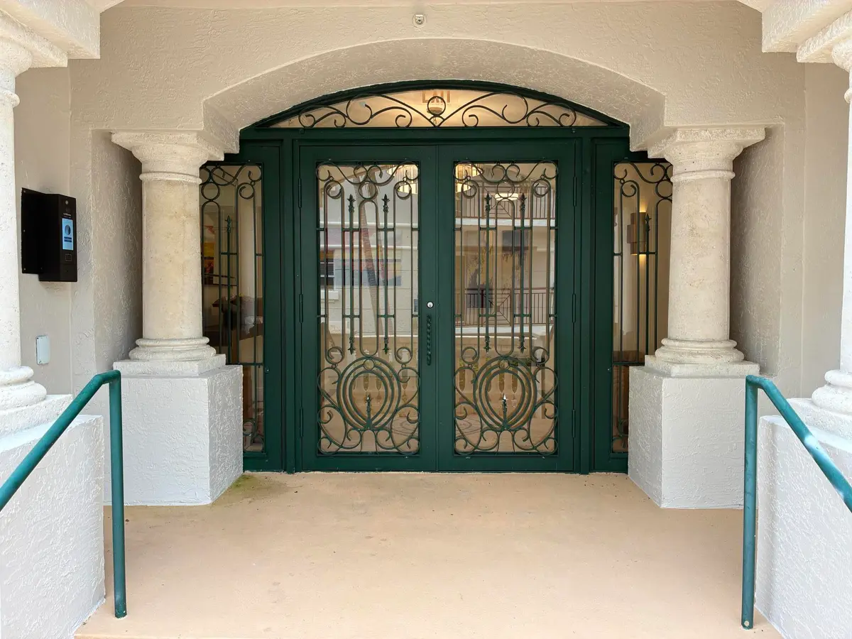 Bldg Entry at 1230 Hillsboro Mile 308, Hillsboro Beach