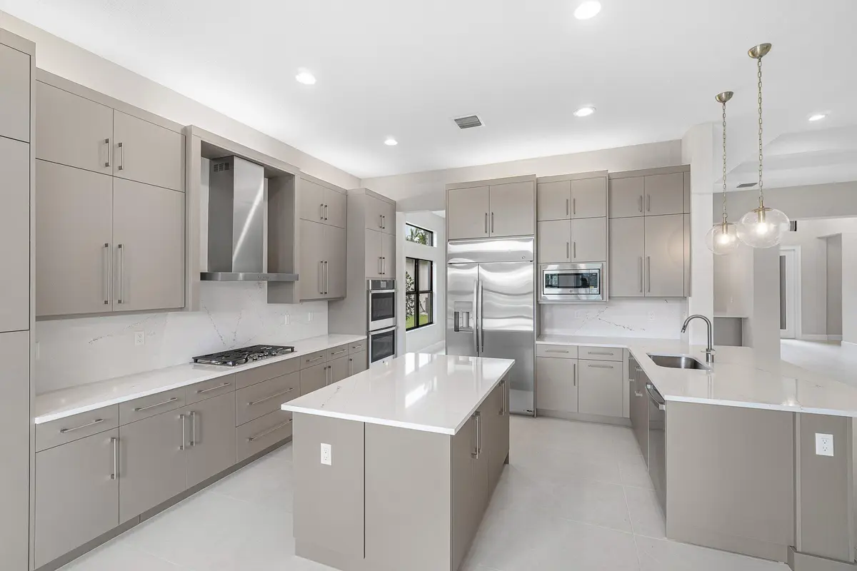 Carlyle Model at 11219 Sweet Sage Avenue, Boynton Beach