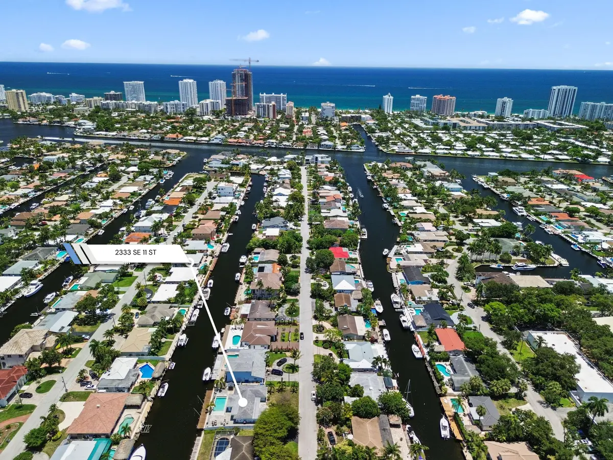 Z at 2333 SE 11TH Street, Pompano Beach