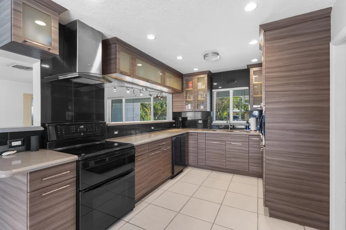 IMG_0097 at 2333 SE 11TH Street, Pompano Beach