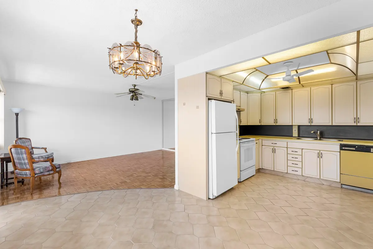 R6II8037 at 4062 OAKRIDGE F 4062, Deerfield Beach