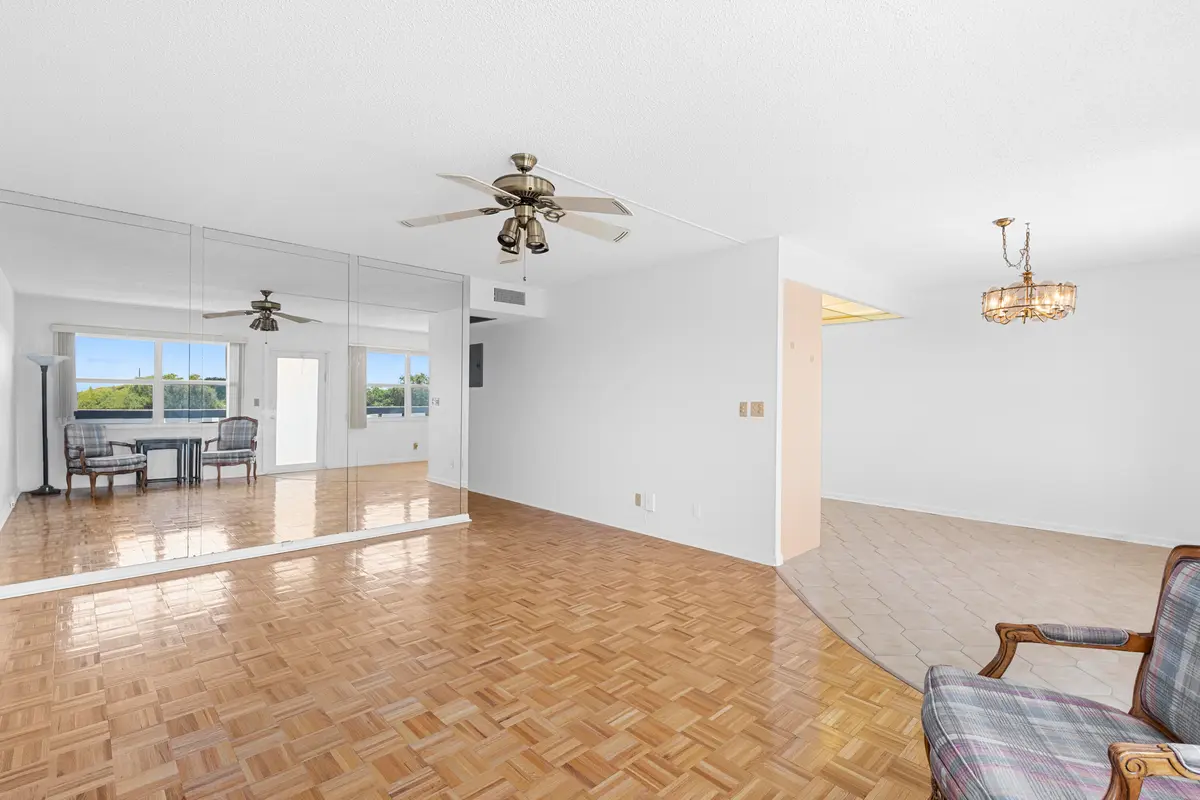 R6II8049 at 4062 OAKRIDGE F 4062, Deerfield Beach
