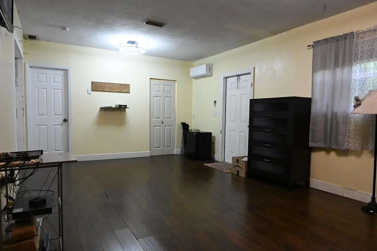 PRIMARY BEDROOM at 6814 NW 14TH Street, Plantation