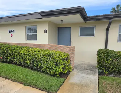 2867 Ashley Drive C, West Palm Beach – Condominium for sale