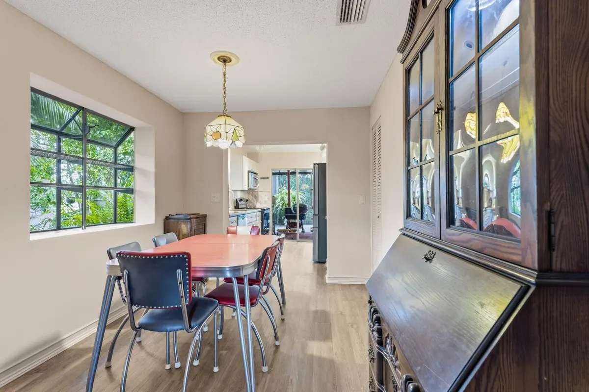 AR Media 8 at 5127 Rose Hill Drive, Boynton Beach