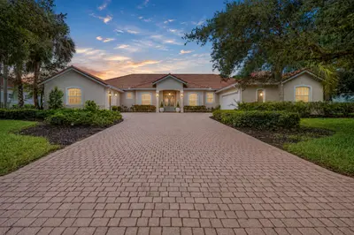 1422 SW Osprey Cove, Port St. Lucie – Single Family Residence for sale