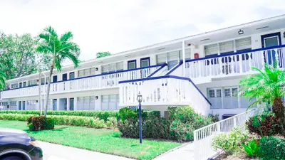 38 KESWICK B, Deerfield Beach – Condominium for sale
