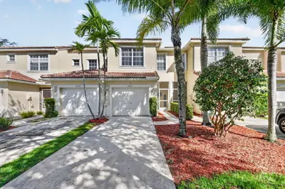 8093 BRIANTEA Drive, Boynton Beach – Townhouse for rent