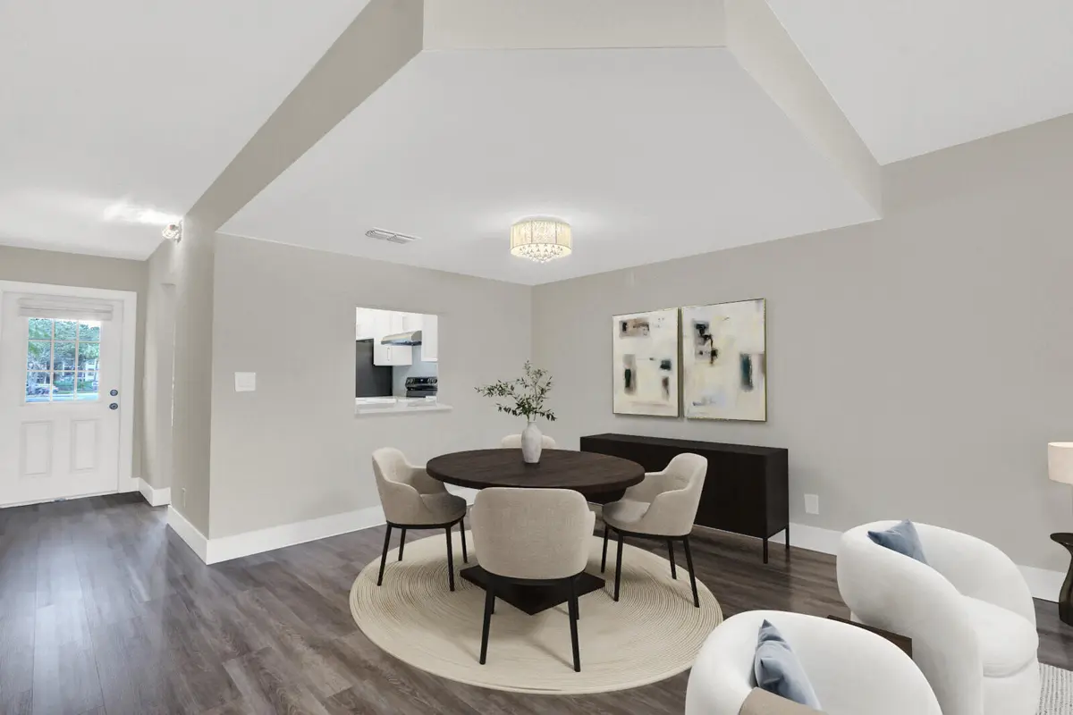 virtual staging at 234 FOXTAIL Drive E, Greenacres