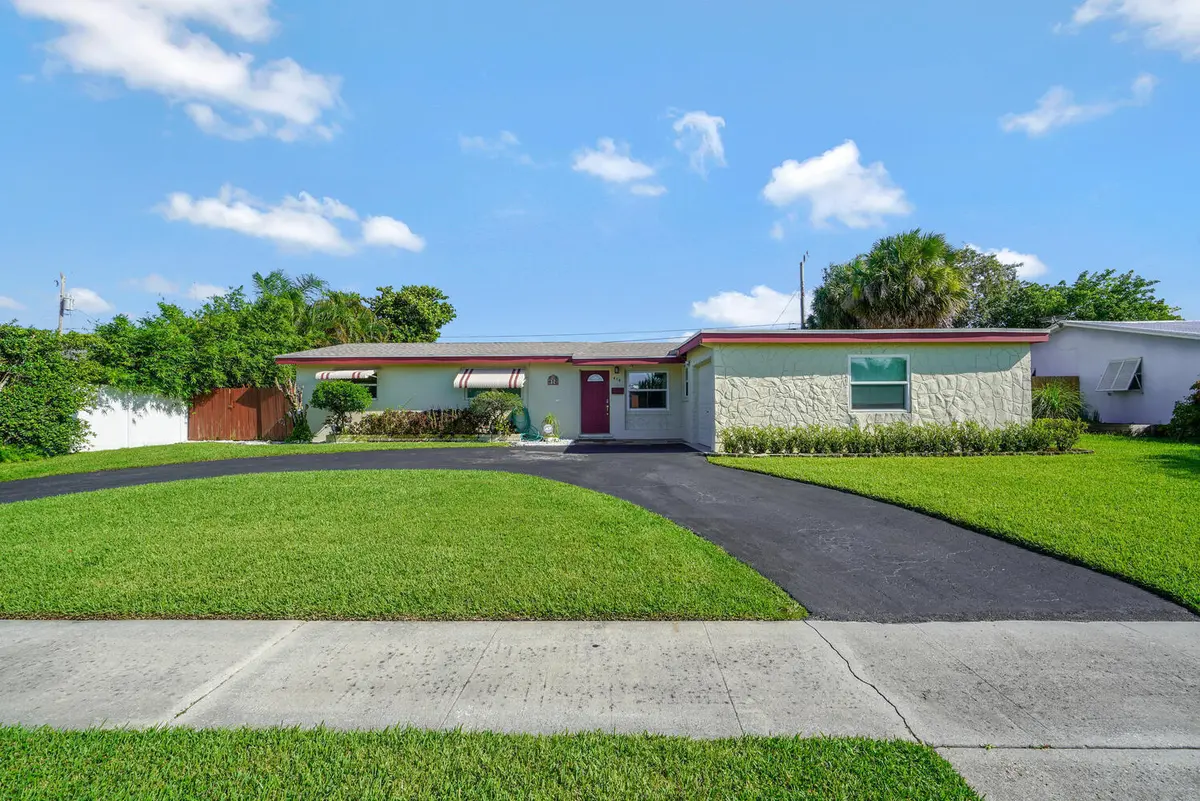 416 Lighthouse Drive North-large-004-010 at 416 LIGHTHOUSE Drive, North Palm Beach