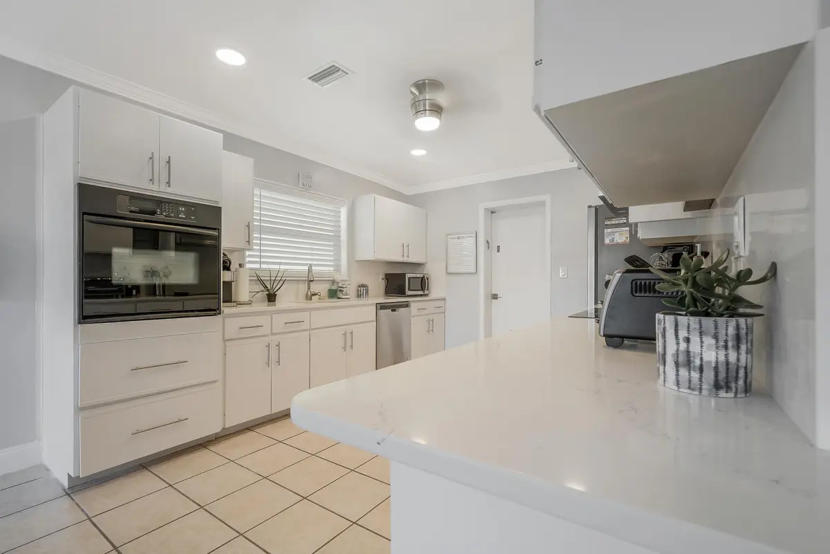 416 Lighthouse Drive North-large-010-035 at 416 LIGHTHOUSE Drive, North Palm Beach
