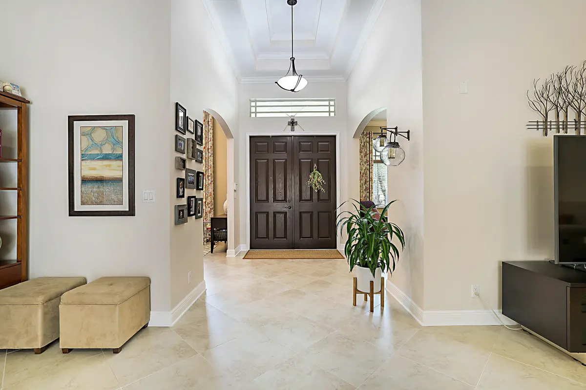 Foyer at 15652 86TH Way, Palm Beach Gardens