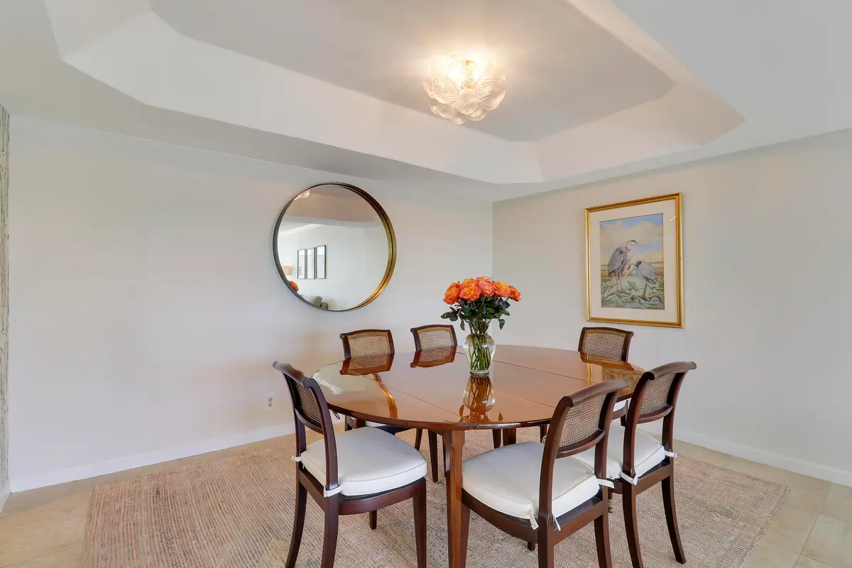 Dining area at 1801 S FLAGLER Drive 301, West Palm Beach
