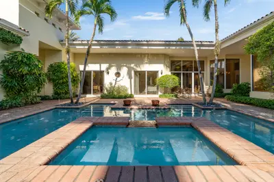 7555 Porto Vecchio Place, Delray Beach – Single Family Residence for sale