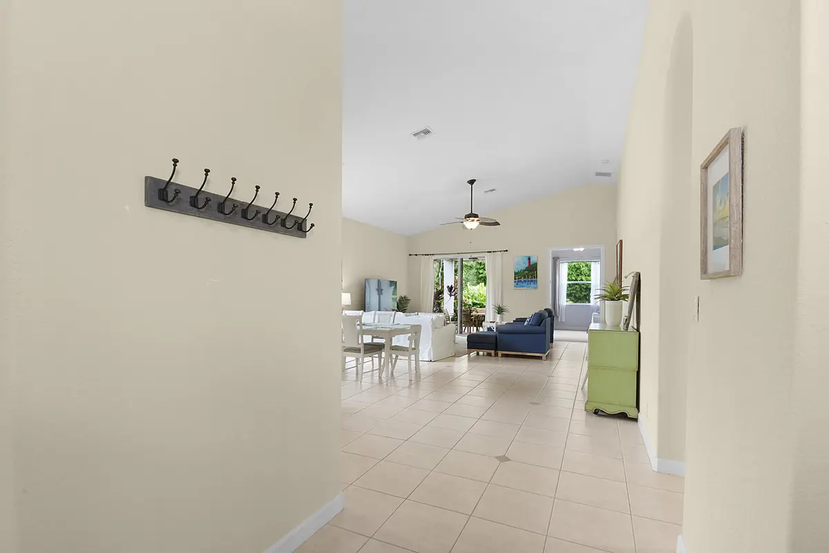 Large foyer entrance at 7085 SE Cricket Court, Stuart