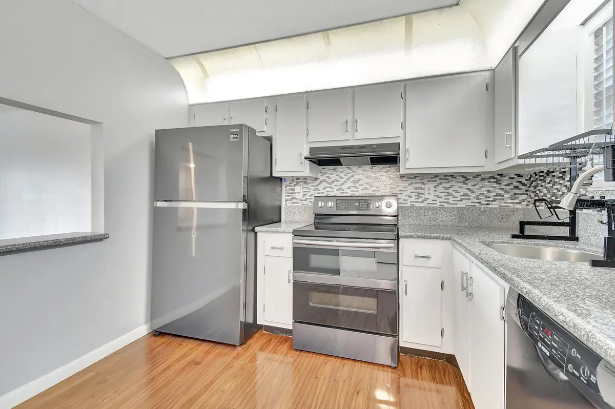 Photo 2 at 9300 SW 8TH Street 303, Boca Raton