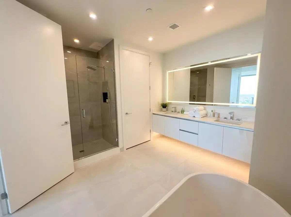 composite-12 at 220 Lake Shore Drive 2021, Lake Park