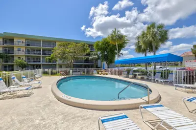 806 SE 7TH Street 201, Deerfield Beach – Condominium for sale