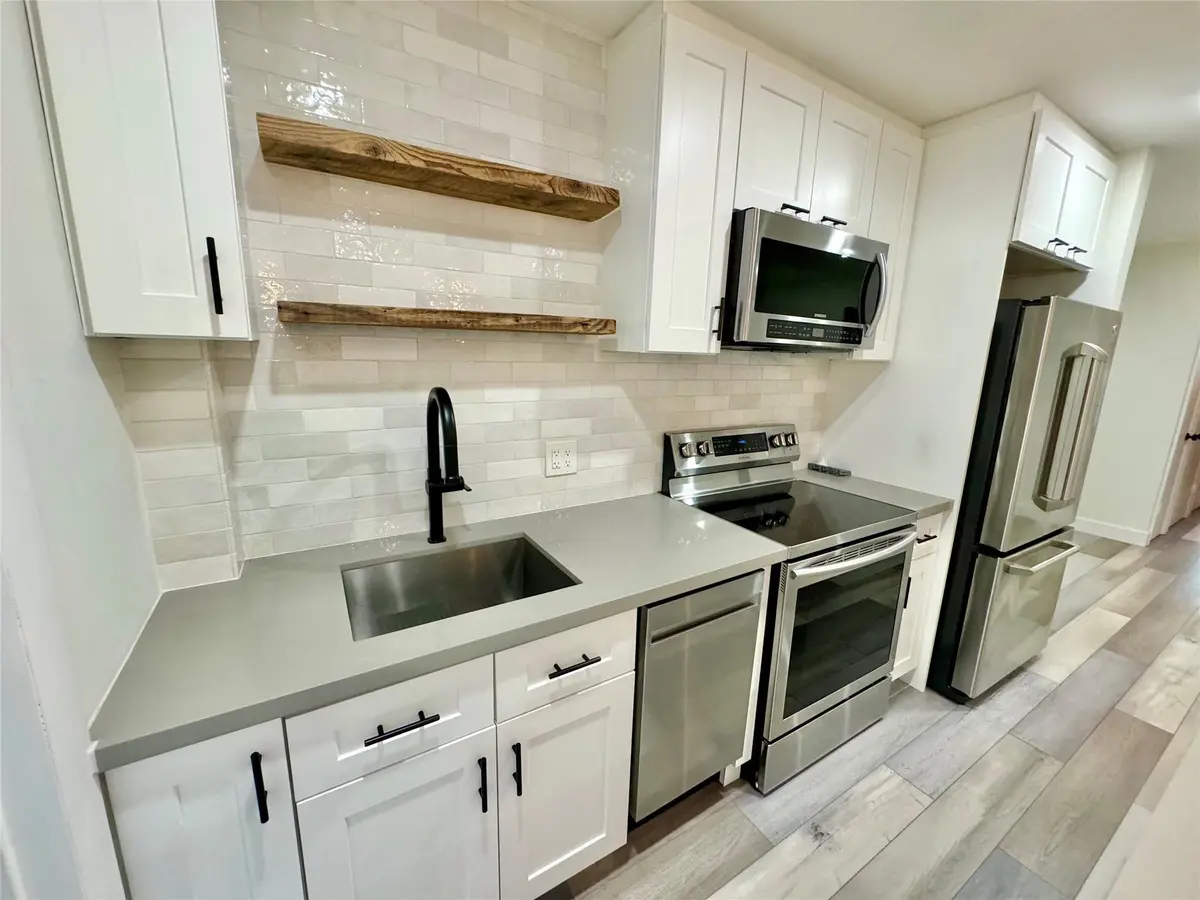 Photo 8 at 2110 NE 39TH Street 2A, Fort Lauderdale