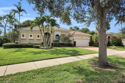 103 MAGNOLIA Way, Tequesta – Single Family Residence for sale