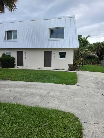 2976 SE BONITA Street, Stuart – Townhouse for rent