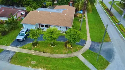6801 NW 24TH Place, Sunrise – Single Family Residence for sale