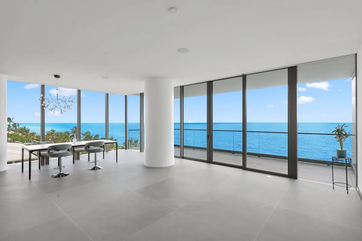 Living Area at 2000 S OCEAN Drive 5A, Hallandale Beach