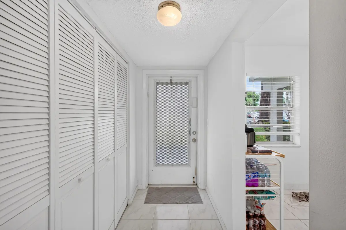 9-web-or-mls-DSC_6938 at 1 ABBEY Lane 108, Delray Beach