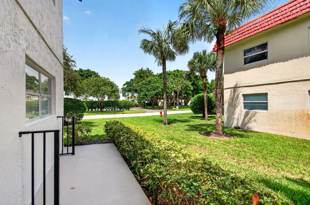 8-web-or-mls-DSC_6926 at 1 ABBEY Lane 108, Delray Beach