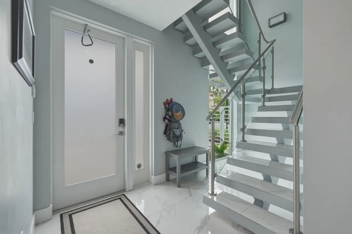 Modern Elegance at 5 SE 11th Avenue, Fort Lauderdale